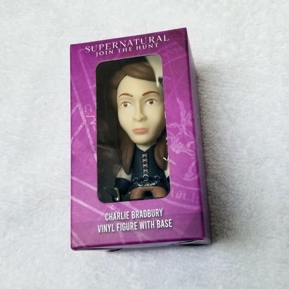🆕️ BNIB Supernatural Box EXCLUSIVE Charlie LARP SMOLS vinyl figure Culturefly - Picture 1 of 3